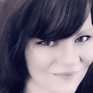 Meet your Posher, Leighanne